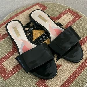 Louise et Cie Black Patent Leather Slip-On Flats Sz:7.5